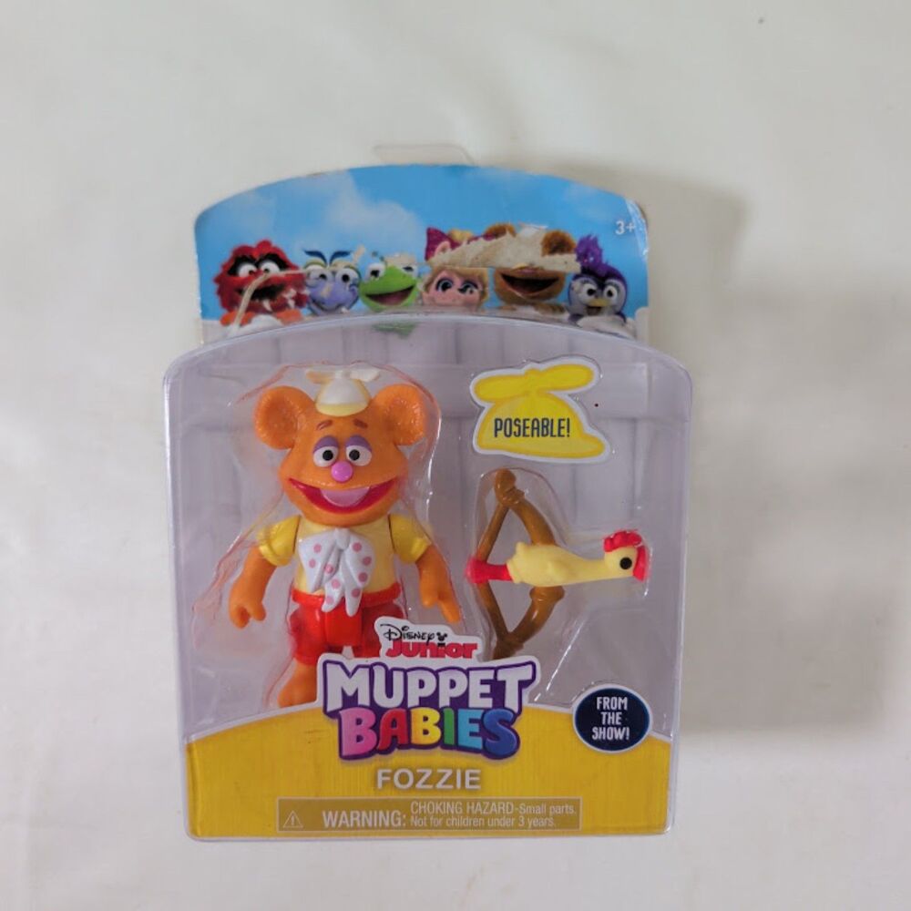 Disney Junior Muppet Babies Fozzie Figure Bow & Arrow Poseable Just Play